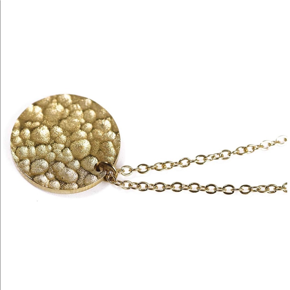 🆕NWOT Pretty Gold Circle Necklace - Picture 4 of 5